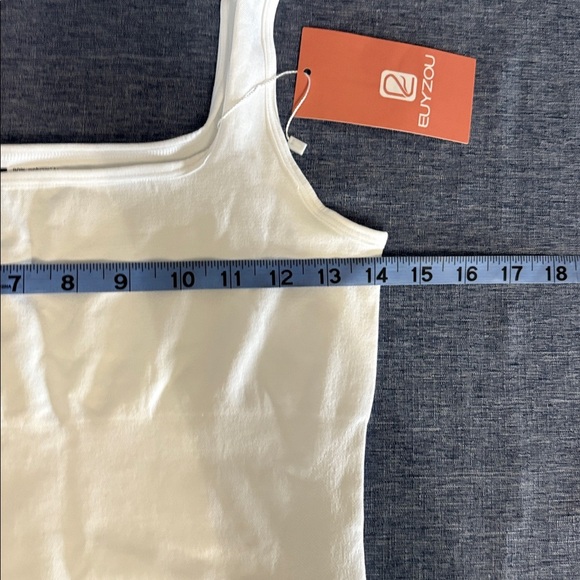 NWT Euyzou Contour Shapewear Tank Top White Size L - Picture 5 of 6